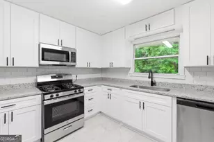 2167 Cloverdale Dr SE, Atlanta, GA 30316 - Photo 10