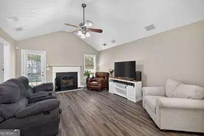 6020 Fieldwood Lane, Loganville, GA 30052 - Photo 10