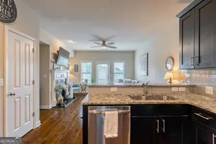 7510 Stoneridge Dr, Atlanta, GA 30328 - Photo 12