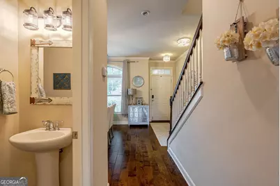 7510 Stoneridge Drive, Atlanta, GA 30328 - Photo 8