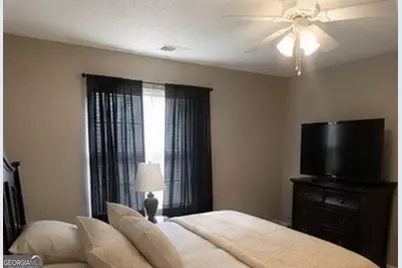 10448 Iron Gate Lane, Jonesboro, GA 30238 - Photo 4