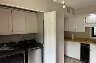 504 Sutters Point, Sandy Springs, GA 30328 - Photo 4