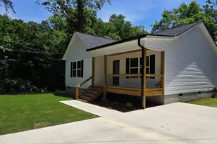 121 Lewis St, Summerville, GA 30747 - Photo 2