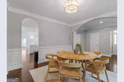 1452 Sylvan Circle, Atlanta, GA 30319 - Photo 8
