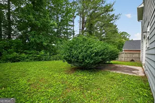 6307 Klondike River Rd, Lithonia, GA 30038 - Photo 8