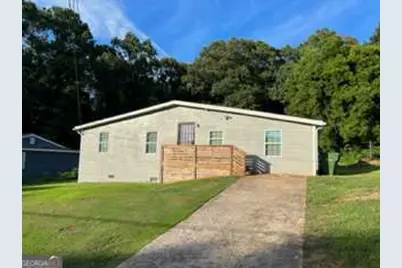 1719 Mary George Avenue NW, Atlanta, GA 30318 - Photo 2