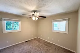 2792 Plantation Dr, Atlanta, GA 30344 - Photo 6