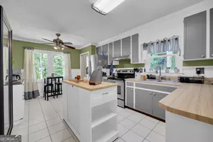 213 Hidden Lakes Dr, Toccoa, GA 30577 - Photo 4