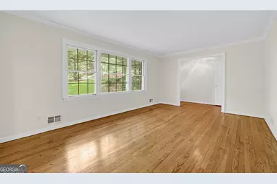 105 Stewart Drive, Sandy Springs, GA 30342 - Photo 6