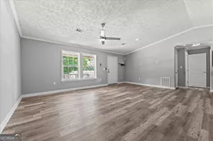 566 Shadowmoor Cir, Thomson, GA 30824 - Photo 8