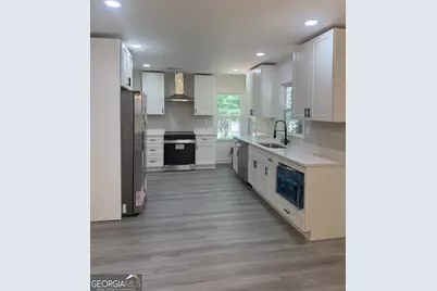 1726 Centra Villa Drive SW, Atlanta, GA 30311 - Photo 6