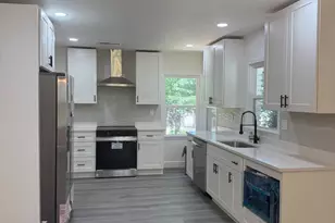 1726 Centra Villa Dr SW, Atlanta, GA 30311 - Photo 6