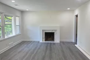 1726 Centra Villa Dr SW, Atlanta, GA 30311 - Photo 4