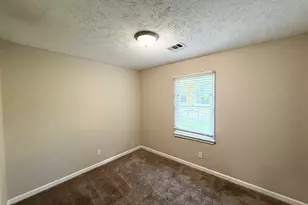 4822 Navajo Trail SE, Conyers, GA 30094 - Photo 4