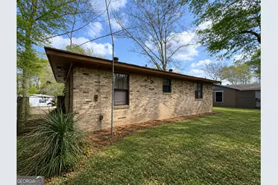 816 Maywood St, Tuskegee, AL 36083 - Photo 2