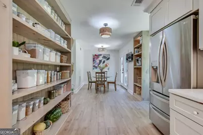 2802 Royal Bluff, Decatur, GA 30030 - Photo 12