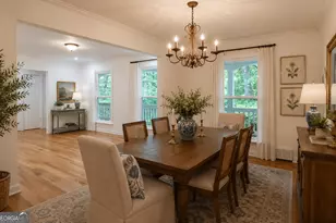 1025 Vistavia Cir, Decatur, GA 30033 - Photo 14