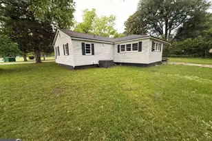 105 Jackson St, Byron, GA 31008 - Photo 1