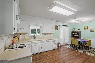 119 Elliswood Drive, Statesboro, GA 30458 - Photo 6