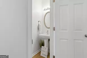 1428 Liberty Pkwy NW, Atlanta, GA 30318 - Photo 12
