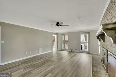 300 Briarwood Road, Tyrone, GA 30290 - Photo 10
