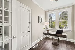 21 Peachtree Memorial Dr NW, Atlanta, GA 30309 - Photo 16