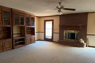 206 Ridge Cir, Dublin, GA 31021 - Photo 2