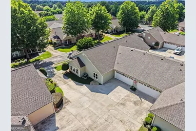 303 Commonwealth Circle, Newnan, GA 30263 - Photo 32