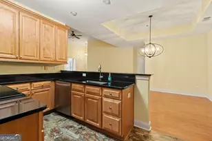 303 Commonwealth Cir, Newnan, GA 30263 - Photo 16