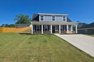 241 Charlotte Cir, Statham, GA 30666 - Photo 22