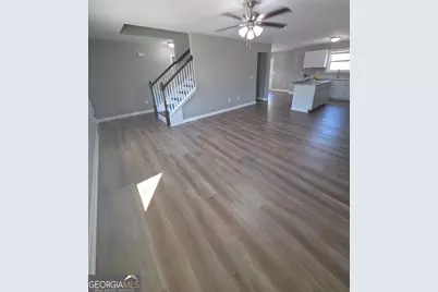241 Charlotte Cir, Statham, GA 30666 - Photo 2