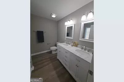 241 Charlotte Cir, Statham, GA 30666 - Photo 12