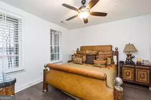 963 S On Main Dr, Woodstock, GA 30188 - Photo 4