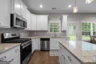 7 S York Dr, Newnan, GA 30265 - Photo 14