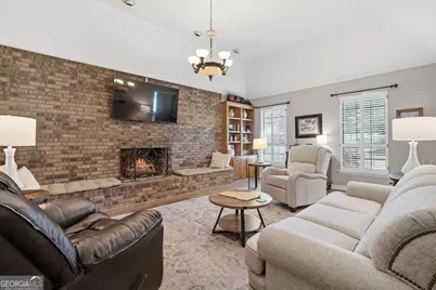 125 Stillwood Drive, Warner Robins, GA 31088 - Photo 14