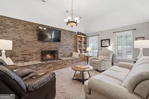 125 Stillwood Dr, Warner Robins, GA 31088 - Photo 14