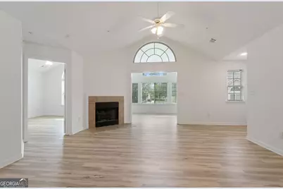 400 Silver Summit Drive SE, Conyers, GA 30094 - Photo 4