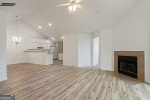 400 Silver Summit Dr SE, Conyers, GA 30094 - Photo 6