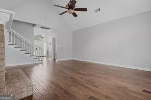 1007 River Pointe Dr, Albany, GA 31701 - Photo 6