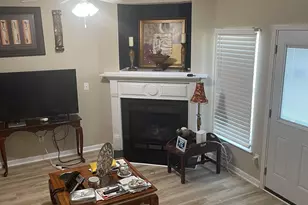 4911 Walden Lake Square, Decatur, GA 30035 - Photo 8