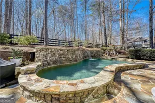 14124 Hopewell Rd, Alpharetta, GA 30004 - Photo 12
