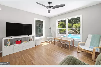 10250 Kinross Road, Roswell, GA 30076 - Photo 20