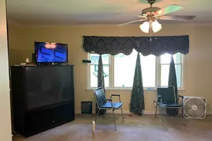 673 Valleyview Dr, Forest Park, GA 30297 - Photo 10