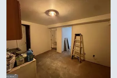 673 Valleyview Drive, Forest Park, GA 30297 - Photo 22