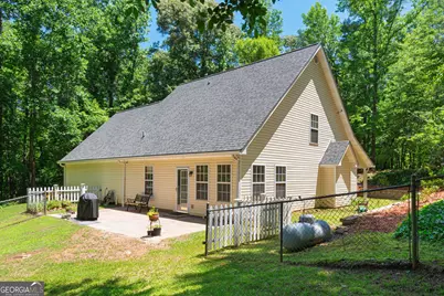 159 Hutchinson Lake Road, Senoia, GA 30276 - Photo 20
