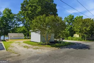 230 Arrow Point Rd, Jackson, GA 30233 - Photo 8