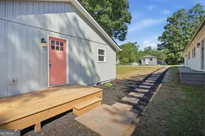 230 Arrow Point Road, Jackson, GA 30233 - Photo 4