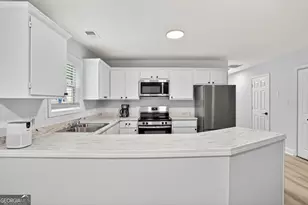 312 Louise Ln, Griffin, GA 30223 - Photo 10