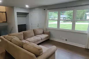 2752 Arrowood Dr, East Point, GA 30344 - Photo 2