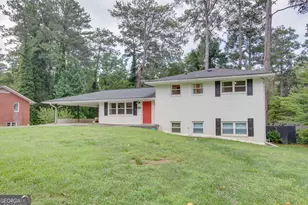 2752 Arrowood Dr, East Point, GA 30344 - Photo 2